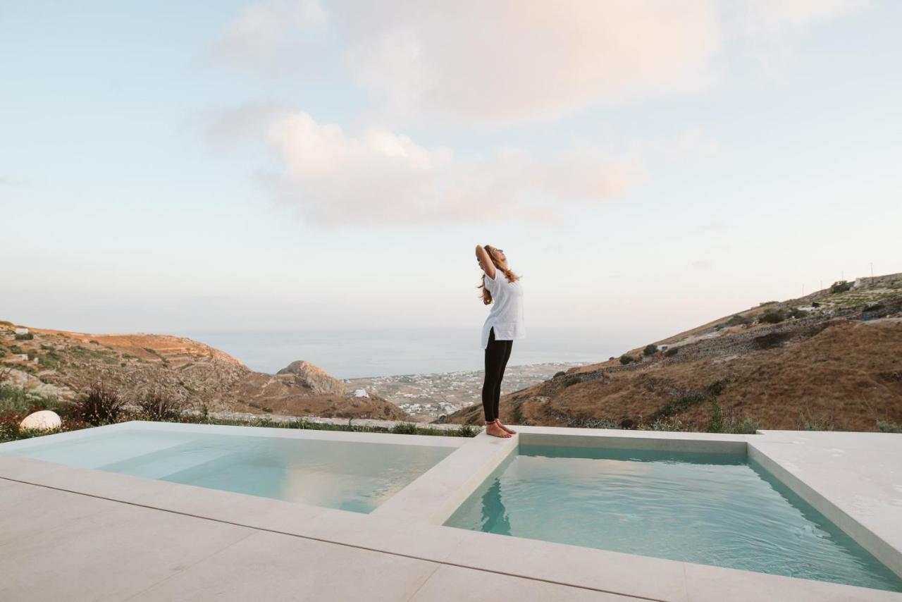 Santorini Sky, The Retreat Villa Pyrgos Kallistis Luaran gambar
